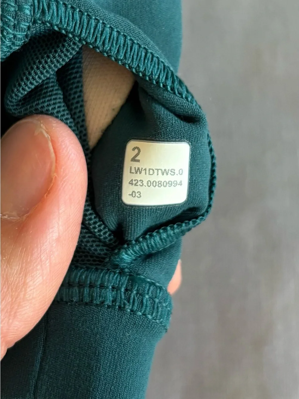 Lululemon Align Tank Cropped Cami Storm Teal A/B cup Padded Yoga Size 2